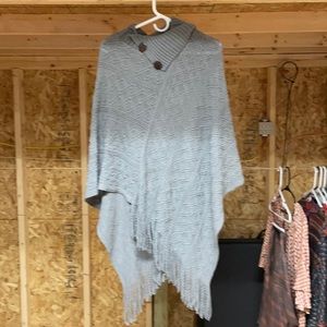 Gray shall with fringe